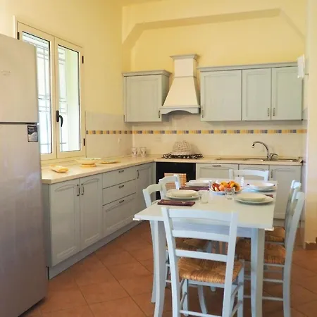 Apartmán Ferienwohnung In Mit Garten Botricello